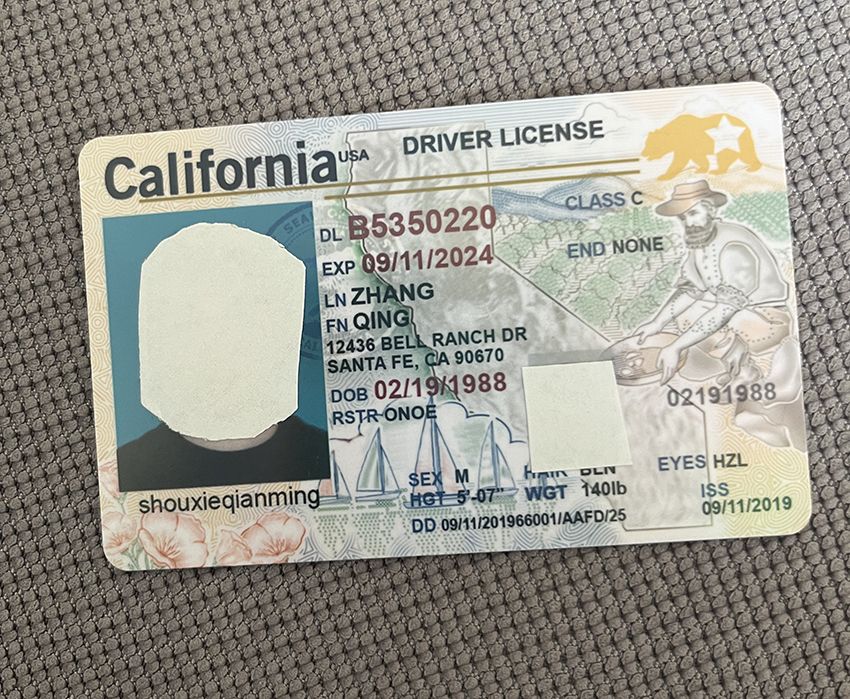 加州驾驶证.jpg 美国加州驾驶证正反面高清实物图 北美